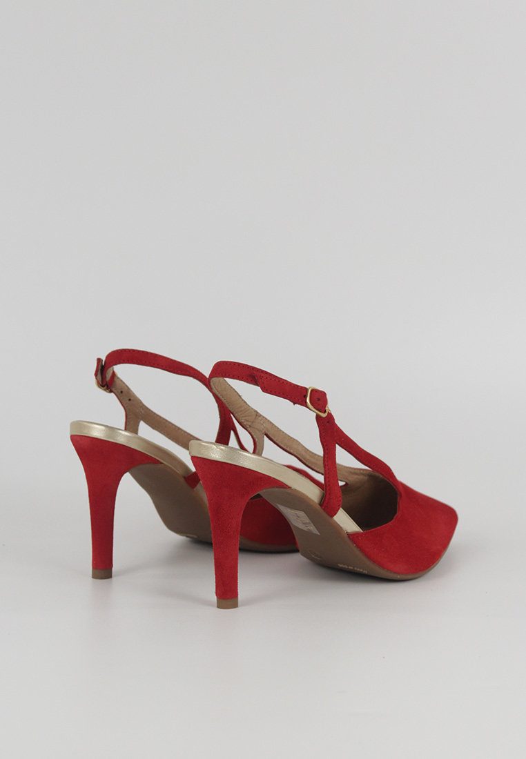 IMAGEN-24 FOTOGRAFÍA ZAPATO DE TACÓN 19464 ANTE ROJO DETALLE