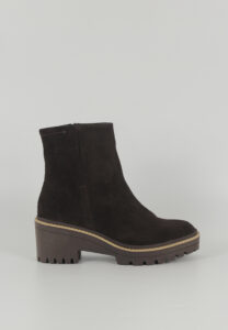 7461-HILDA-SERRAJE-CHOCOLATE-PERFIL