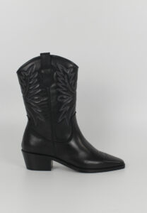 IMAGEN BOTAS 7404 HAYDE PIEL NEGRO