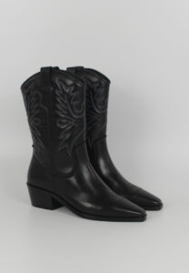IMAGEN BOTAS 7404 HAYDE PIEL NEGRO PERFIL 2